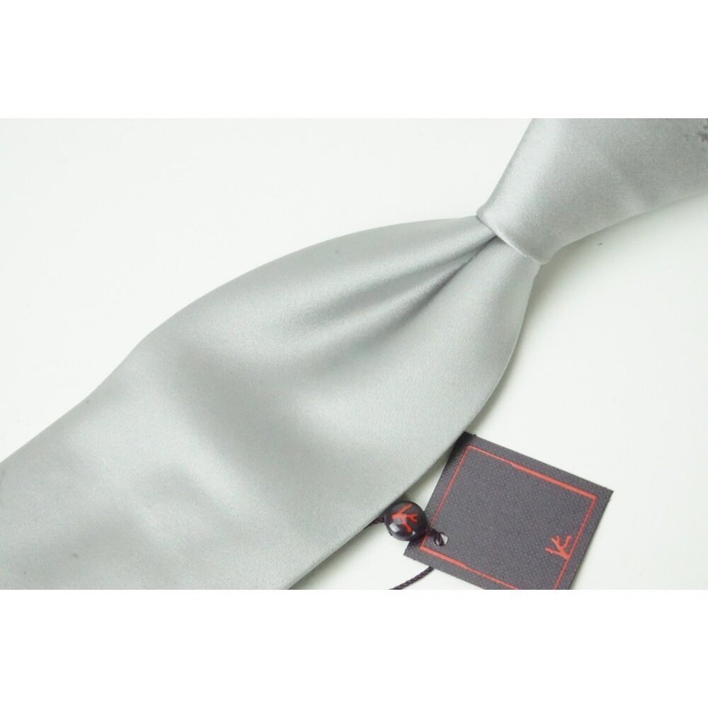 Isaia Napoli Sateen 100% Silk Solid Light Gray Tie Made in Italy NEW